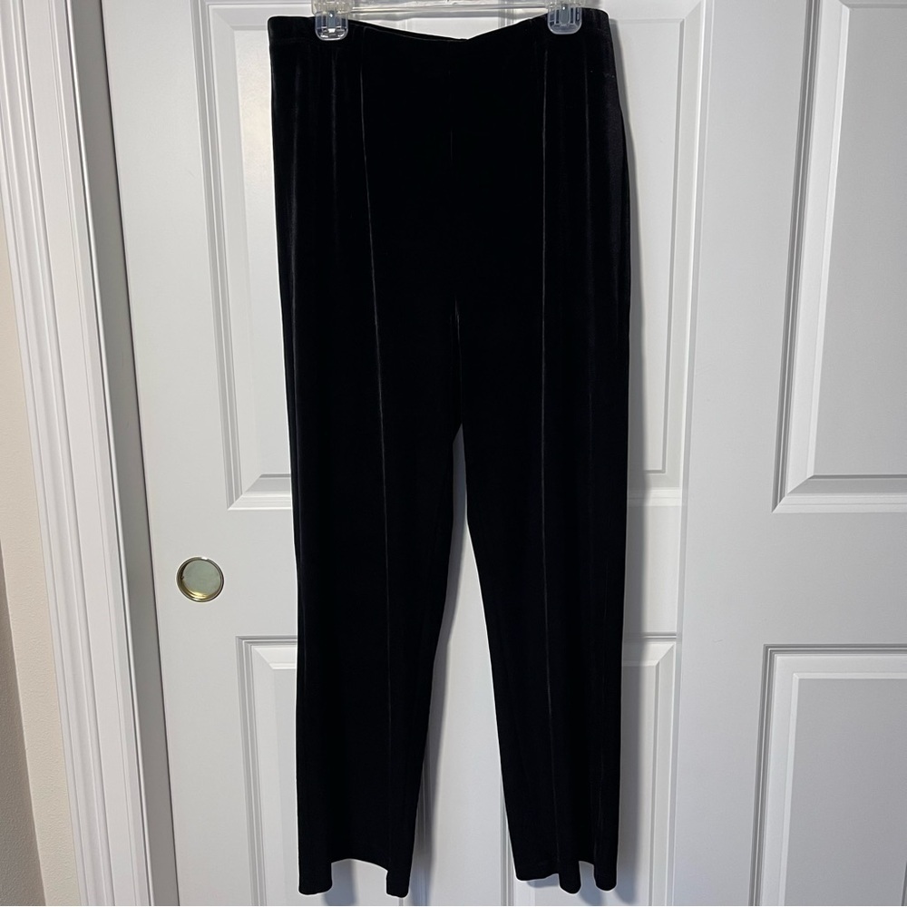 Chico’s Travelers Black Velvet No-Wrinkle Straight Leg Pull-On Pants Large - Picture 2 of 11